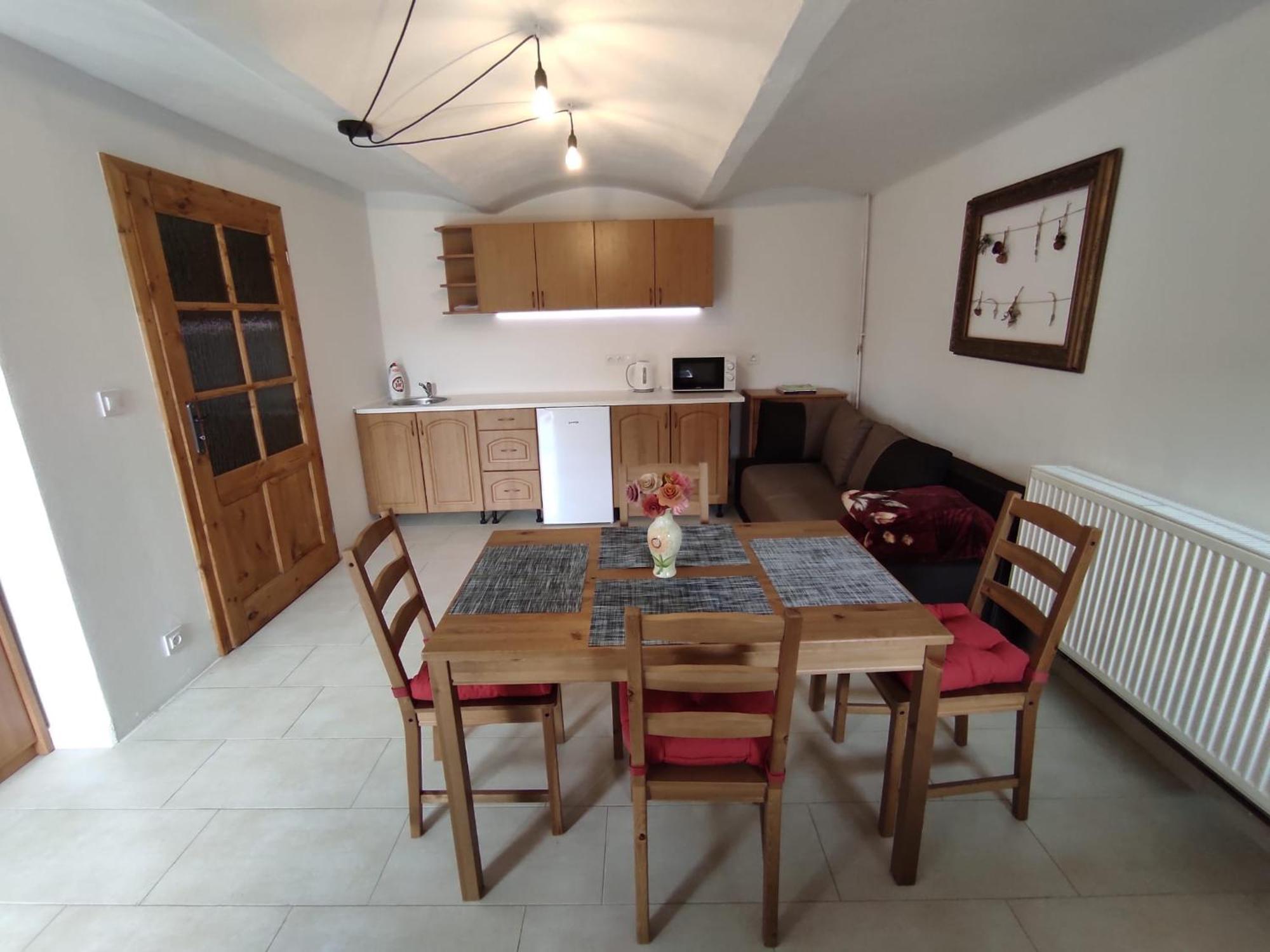 Statek Tomandlov Apartment Driten Luaran gambar