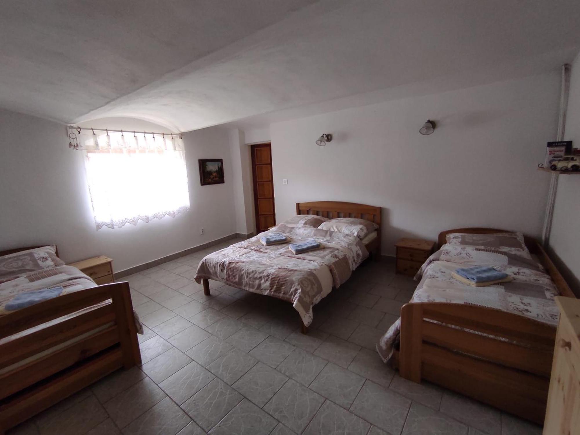 Statek Tomandlov Apartment Driten Luaran gambar